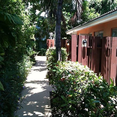 The Bridge At Cordova Boutique Hotel And Hostel Fort Lauderdale Eksteriør billede